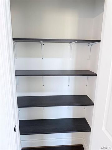 25 Perry Drive, Benton, MO 63736