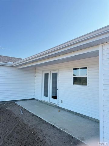 25 Perry Drive, Benton, MO 63736