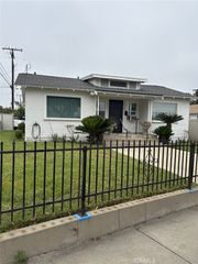 412 E Grand Boulevard, Corona, CA 92879