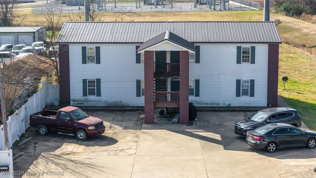 102 Conser Avenue, Poteau, OK 74953