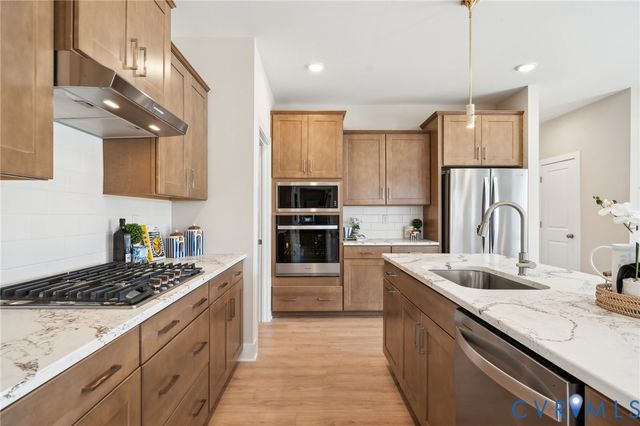 6724 Oasis Breeze Ln, Midlothian, VA 23112