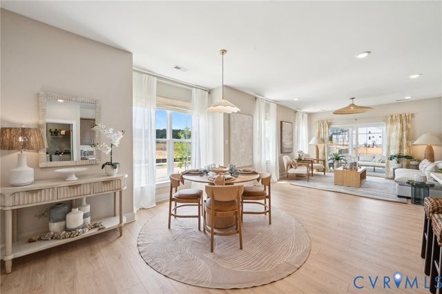 6724 Oasis Breeze Ln, Midlothian, VA 23112