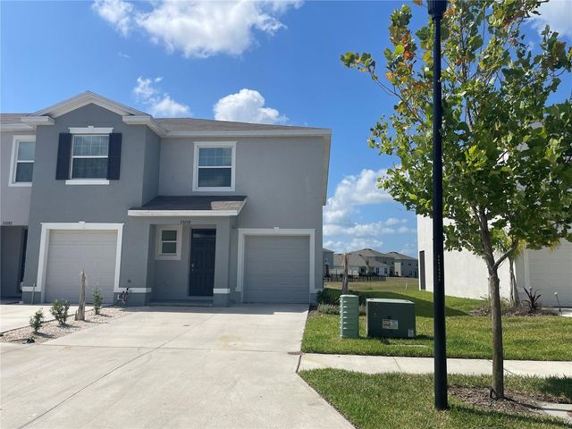 33078 MAJOR OAK DR, Wesley Chapel, FL 33545