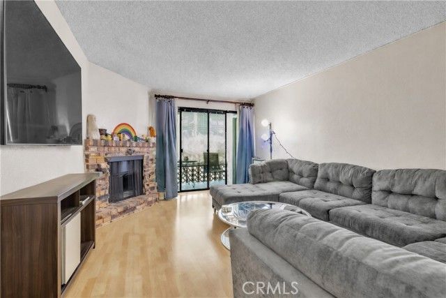 445 Ivy 204, Glendale, CA 91204