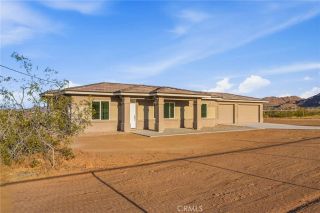 15192 Barbara, Apple Valley, CA 92307