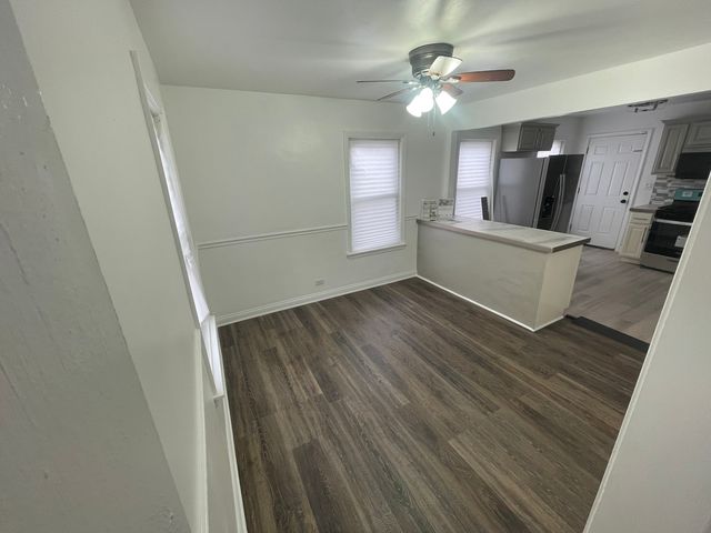 228 E 141st Street, Dolton, IL 60419