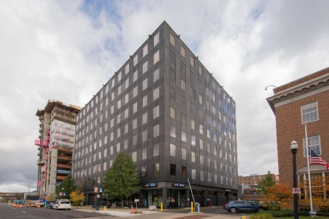 151 S ROSE Street SUITE 603, Kalamazoo, MI 49007