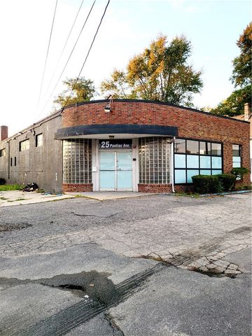 25 Pontiac Avenue, Providence, RI 02907