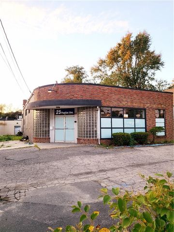 25 Pontiac Avenue, Providence, RI 02907