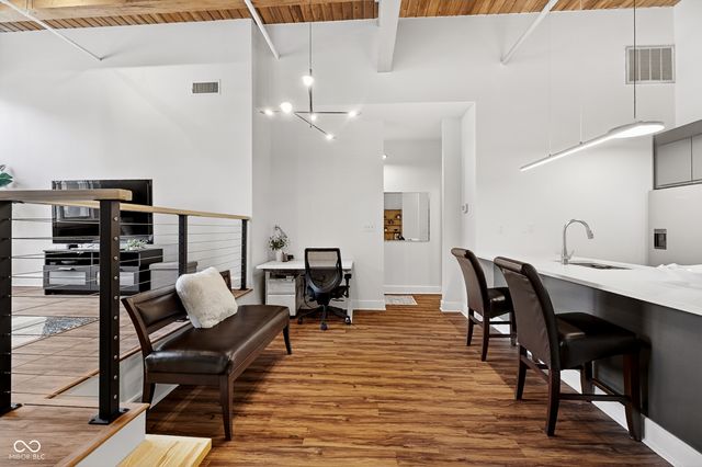 430 N Park Avenue 101, Indianapolis, IN 46202