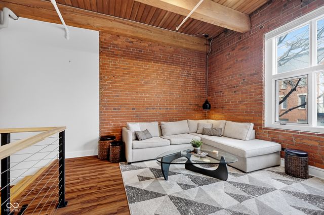 430 N Park Avenue 101, Indianapolis, IN 46202