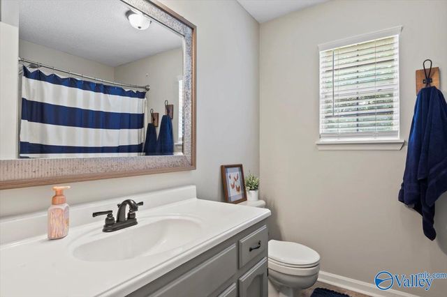 104 Mcclellan Lane, Harvest, AL 35749