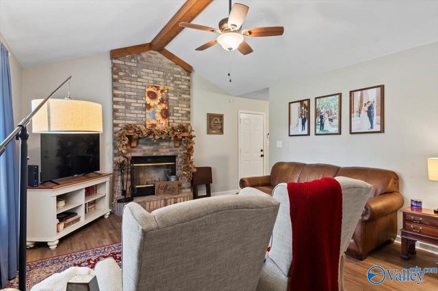 104 Mcclellan Lane, Harvest, AL 35749