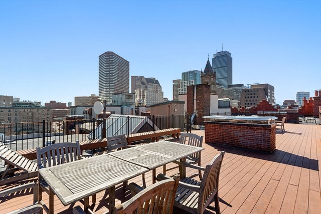 271 Dartmouth St 2I, Boston, MA 02116