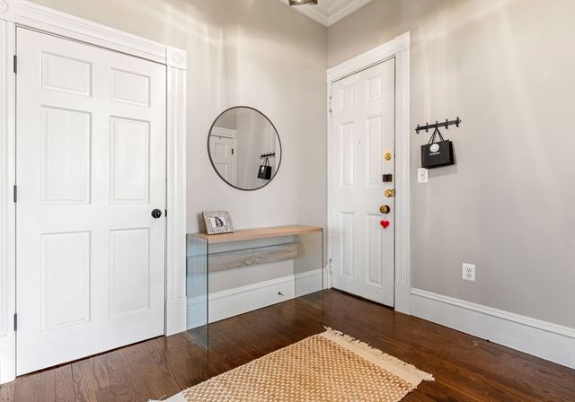 271 Dartmouth St 2I, Boston, MA 02116