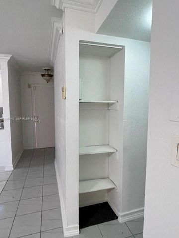 19805 SW 114th Ave 119, Miami, FL 33157