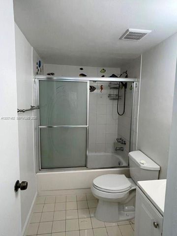 19805 SW 114th Ave 119, Miami, FL 33157