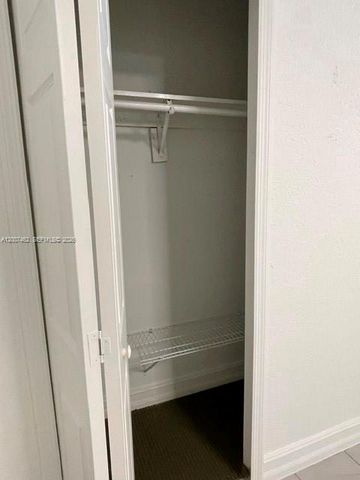 19805 SW 114th Ave 119, Miami, FL 33157