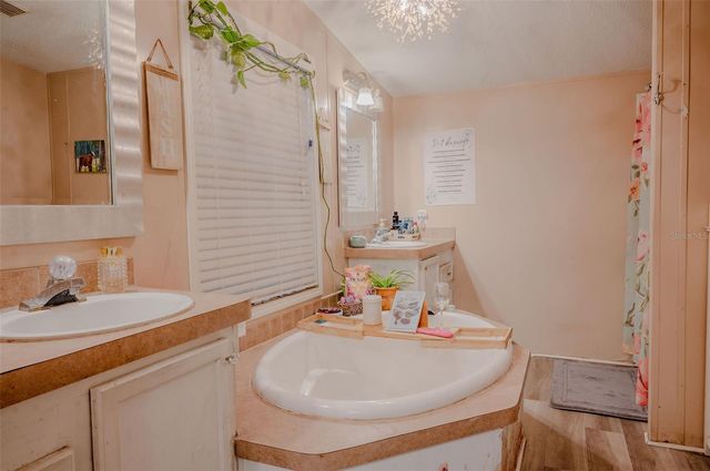 7296 NW 170TH STREET, Trenton, FL 32693