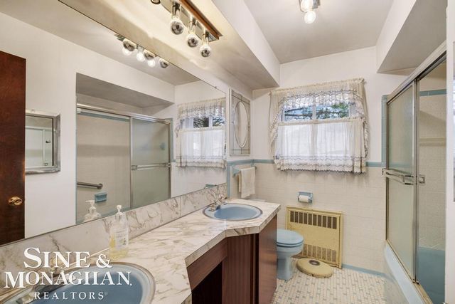 5280 Kreger Street, Sterling Heights, MI 48310