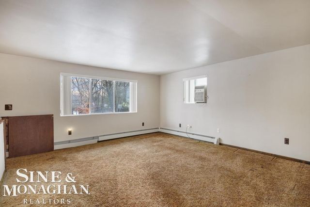 5280 Kreger Street, Sterling Heights, MI 48310