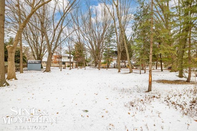 5280 Kreger Street, Sterling Heights, MI 48310