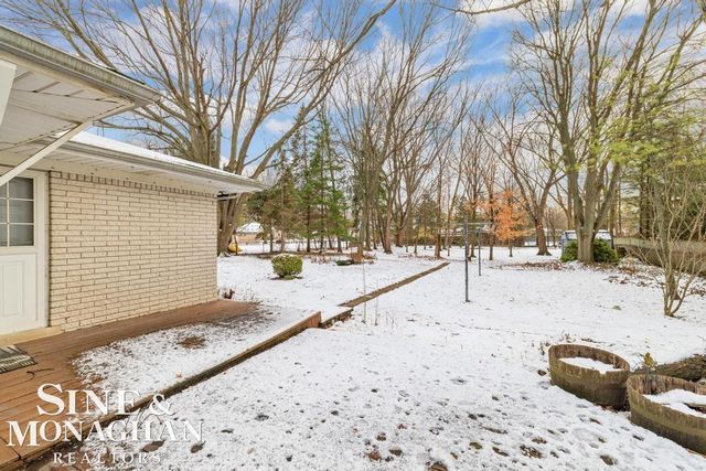 5280 Kreger Street, Sterling Heights, MI 48310