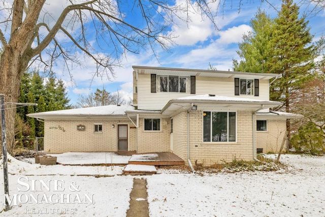 5280 Kreger Street, Sterling Heights, MI 48310