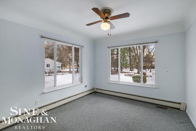 5280 Kreger Street, Sterling Heights, MI 48310