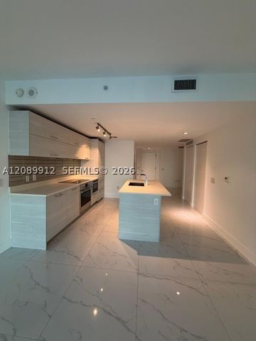 650 NE 32nd St 4406, Miami, FL 33137