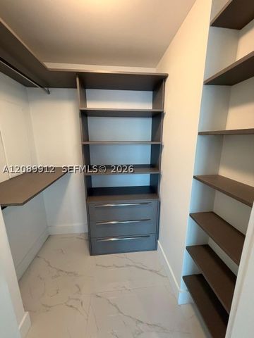 650 NE 32nd St 4406, Miami, FL 33137
