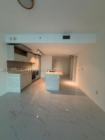 650 NE 32nd St 4406, Miami, FL 33137