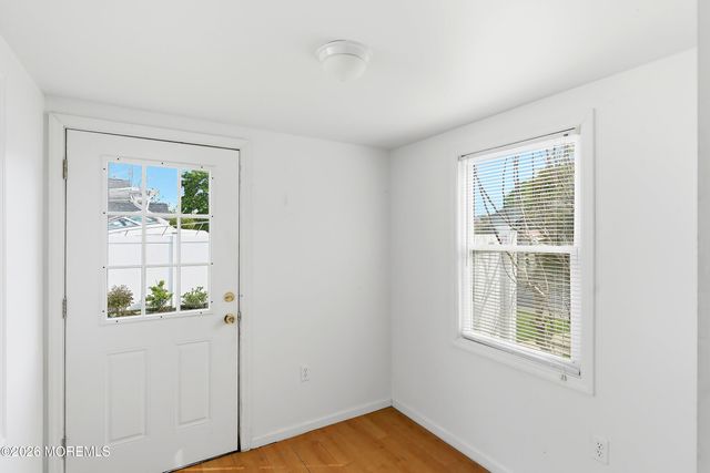 22 Thomas Street, Toms River, NJ 08753