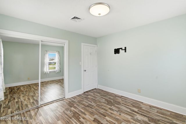 22 Thomas Street, Toms River, NJ 08753