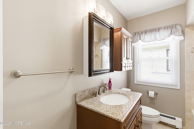 22 Thomas Street, Toms River, NJ 08753