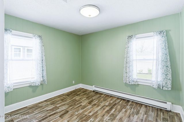 22 Thomas Street, Toms River, NJ 08753