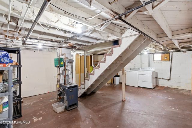 22 Thomas Street, Toms River, NJ 08753