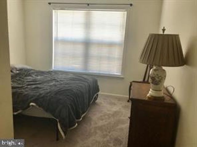 7 SHELLEY CIR, Hightstown, NJ 08520