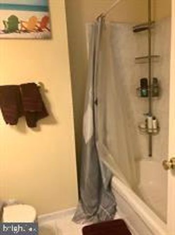 7 SHELLEY CIR, Hightstown, NJ 08520