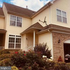 7 SHELLEY CIR, Hightstown, NJ 08520