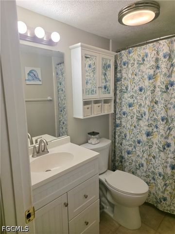 6777 Winkler RD 156, Fort Myers, FL 33919