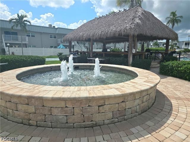 6777 Winkler RD 156, Fort Myers, FL 33919