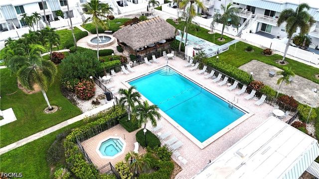 6777 Winkler RD 156, Fort Myers, FL 33919
