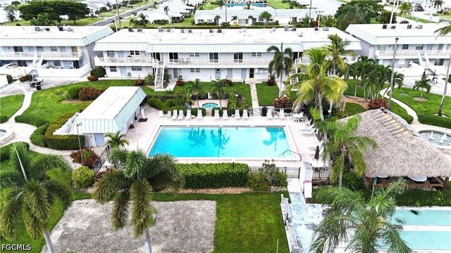 6777 Winkler RD 156, Fort Myers, FL 33919