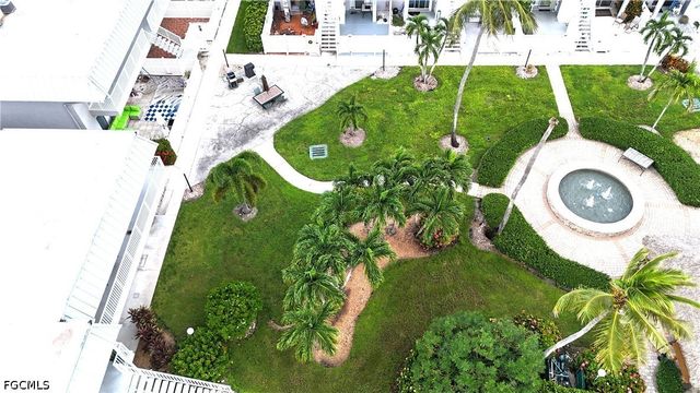 6777 Winkler RD 156, Fort Myers, FL 33919