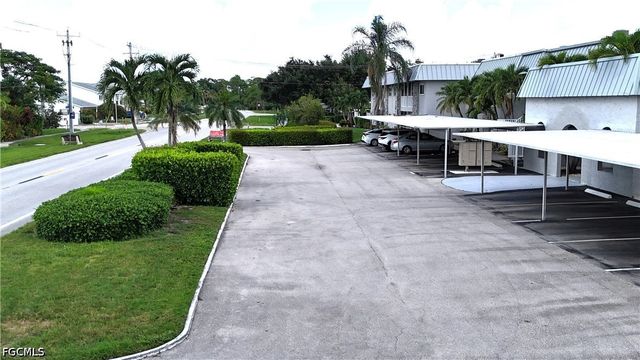 6777 Winkler RD 156, Fort Myers, FL 33919