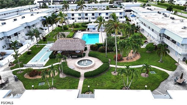 6777 Winkler RD 156, Fort Myers, FL 33919