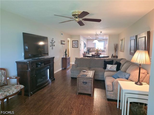 6777 Winkler RD 156, Fort Myers, FL 33919