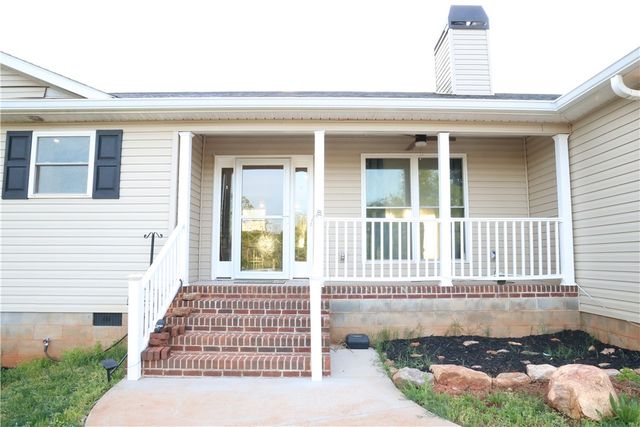 5381 Olden Porter Road, Pendleton, SC 29670