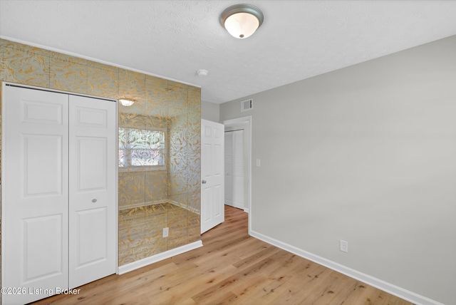 305 Kilmory Ave, Louisville, KY 40214